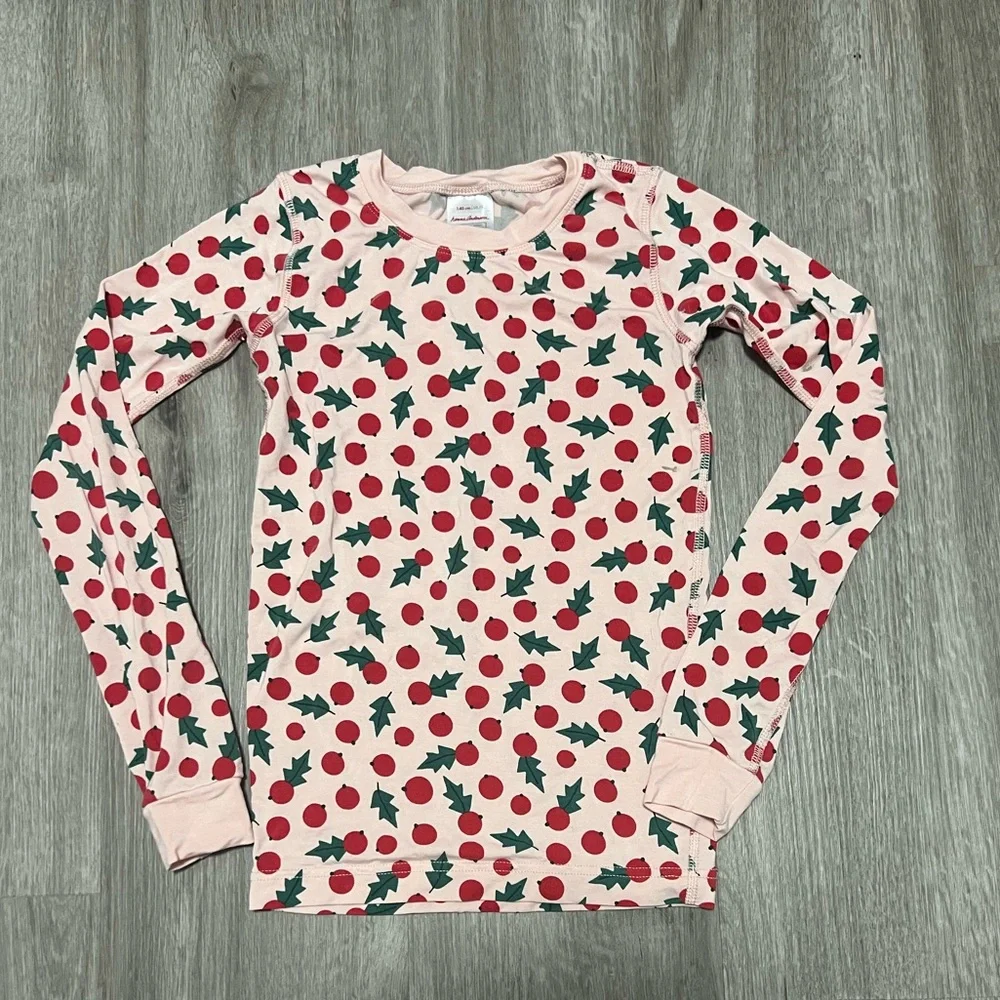 Hanna Andersson Light Pink‎ Pajama Top w/ Holly Berry details girls size 10
